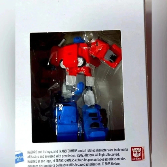 Transformers x Hallmark - Optimus Prime Ornament- BNIB  🛻🎄 - Picture 4 of 4